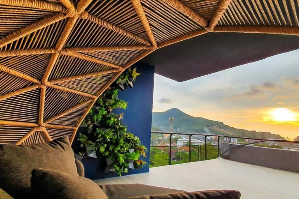 Kamala Beach P55 Exclusive Junior Suite Dış mekan fotoğraf